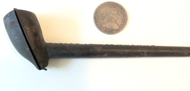 American Signed Clay Pipe Case
