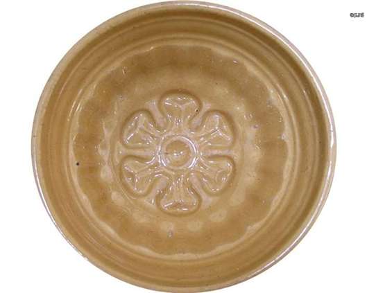 Signed Food Mold , Trenton