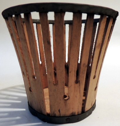 Signed  New Haven CT 1 pt Berry Basket