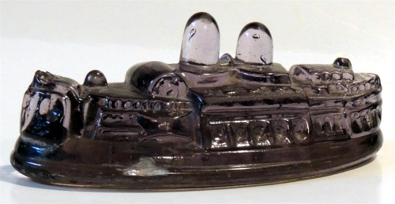 Old Glass Mold warmer