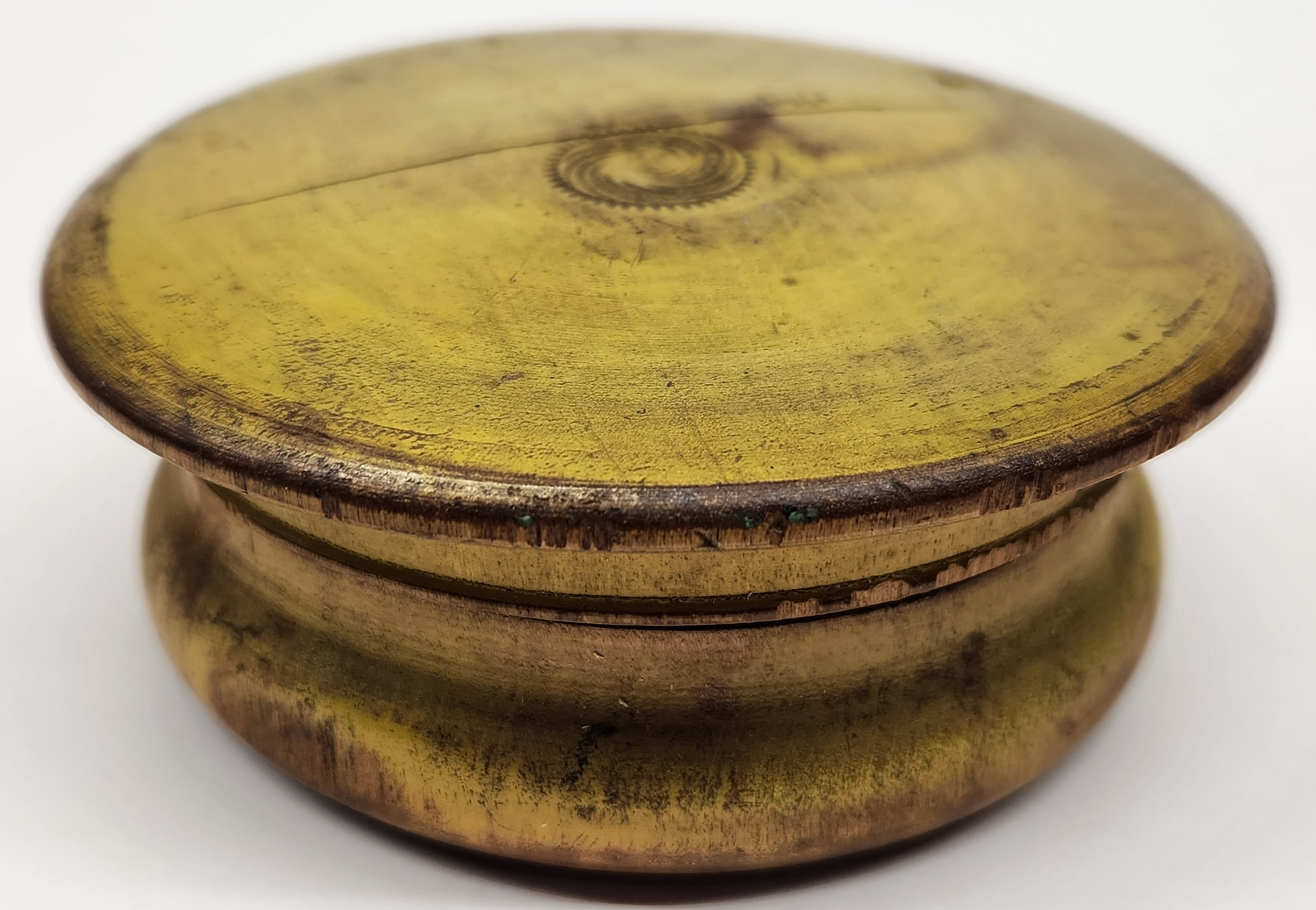 Early Yellow Powder Box and Mirror