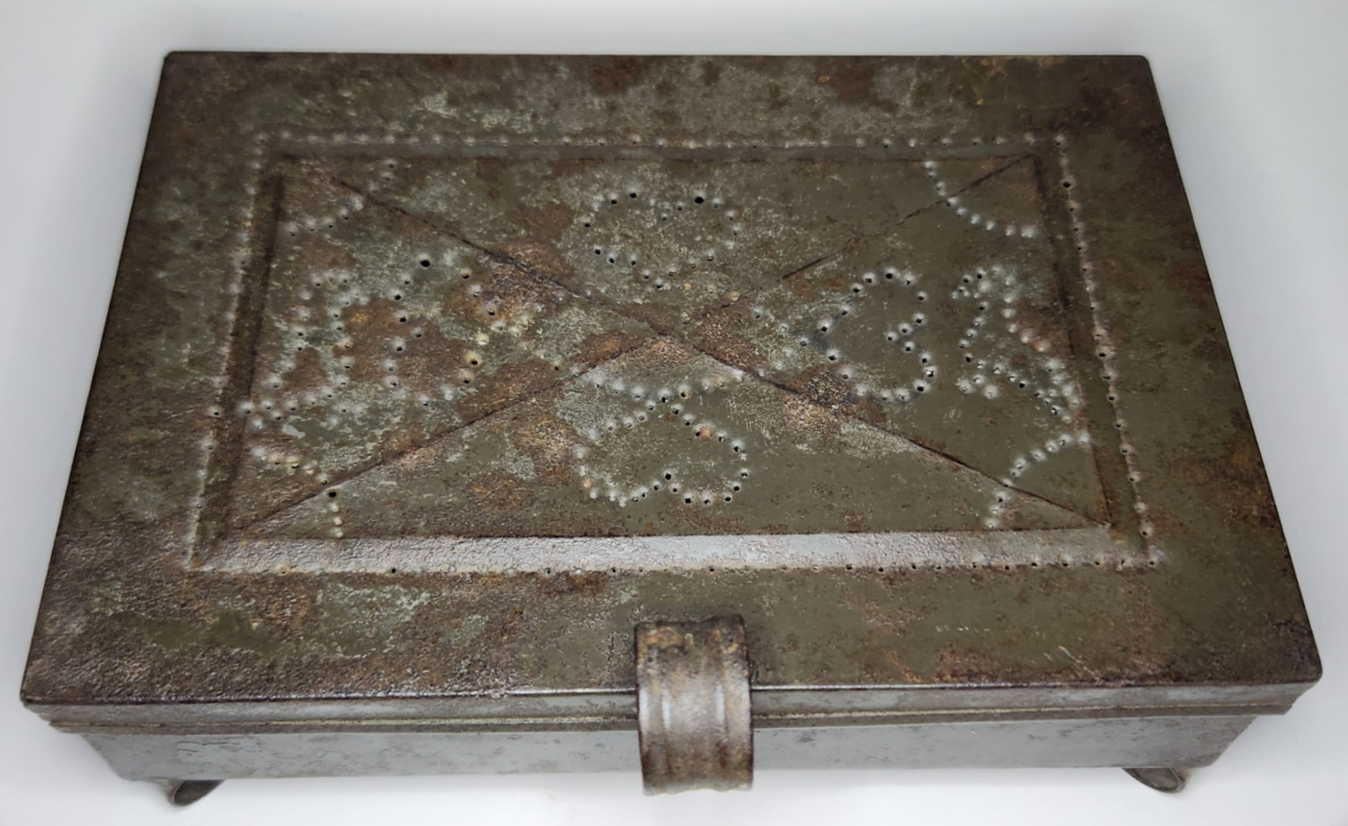 Small Early S.E.PA Tin Spice Box